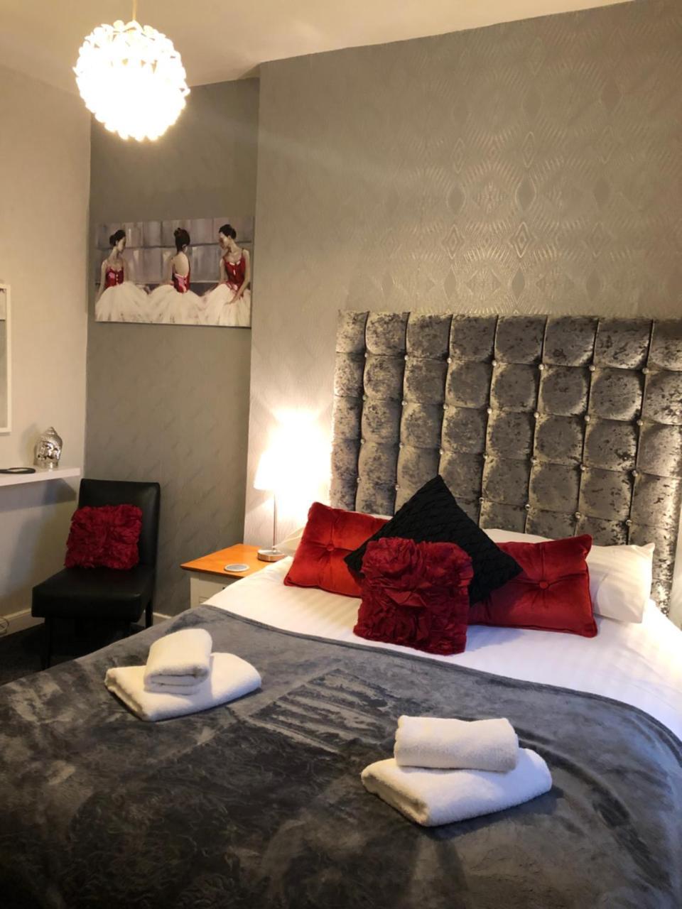 The Georgian Guesthouse Алнуик Екстериор снимка